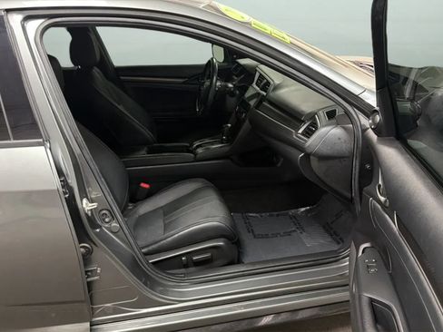 Used 2018 Honda Civic Sport Touring image 22