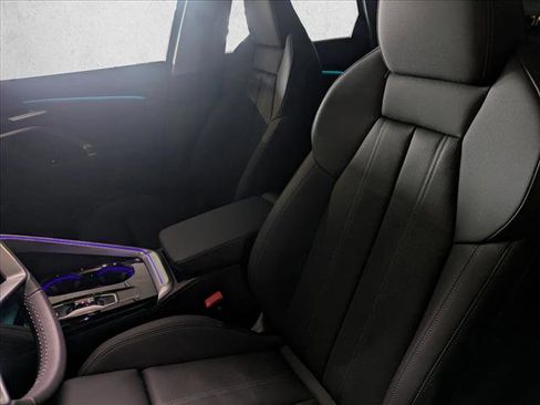 New 2025 Audi Q5 Premium Plus image 4