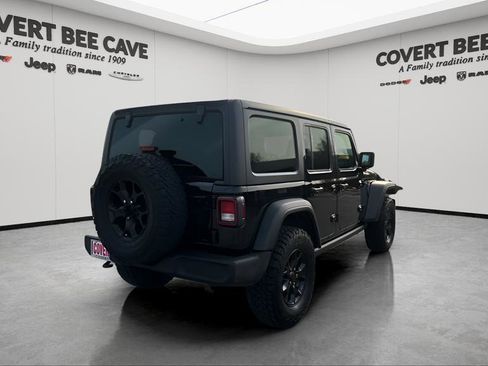 Certified 2022 Jeep Wrangler Unlimited Sport image 9