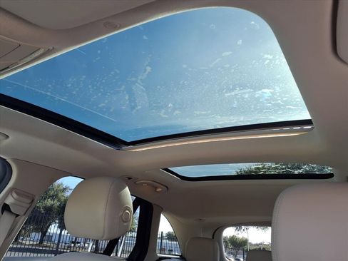 Used 2021 Mercedes-Benz GLC 300 image 11