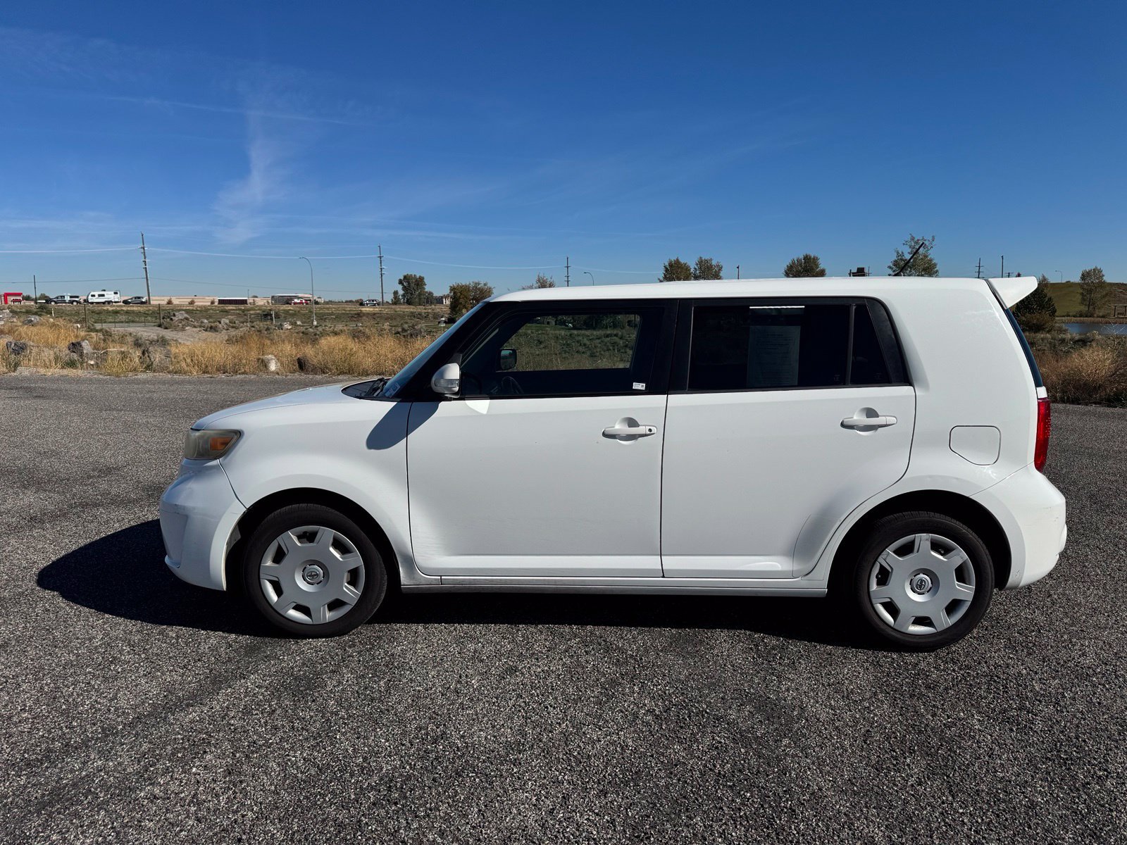 Used 2008 Scion xB FWD image 3