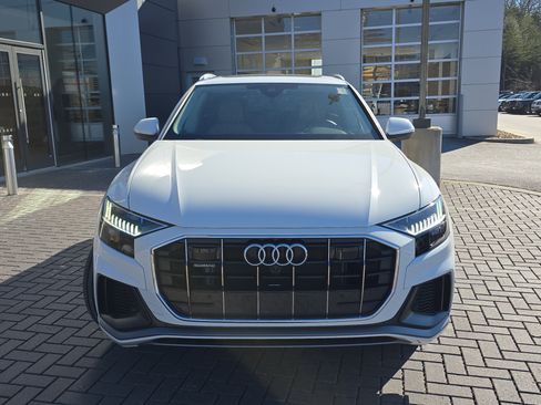 Used 2023 Audi Q8 Premium Plus image 2