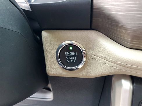 Used 2024 Ford Expedition Max Limited image 24