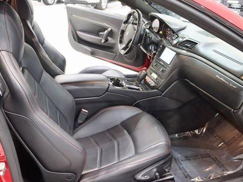 Used 2017 Maserati GranTurismo Sport image 29