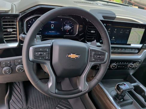 New 2026 Chevrolet Silverado 1500 LT AWD/4WD image 17