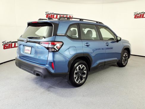 Certified 2025 Subaru Forester image 7