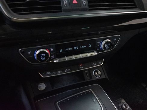 Used 2018 Audi Q5 2.0T Premium Plus w/ Premium Plus Package image 16