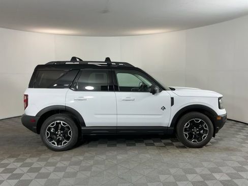 Used 2025 Ford Bronco Sport Outer Banks w/ Outer Banks Tech Package+ AWD/4WD image 4