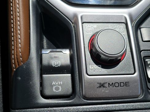 Used 2023 Subaru Forester Touring w/ Popular Package #2 AWD/4WD image 13