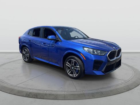 Used 2026 BMW X2 xDrive28i AWD/4WD image 1