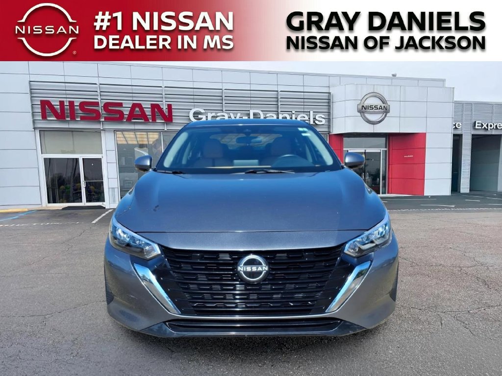 Used 2024 Nissan Sentra SV w/ SV Premium Package FWD image 2