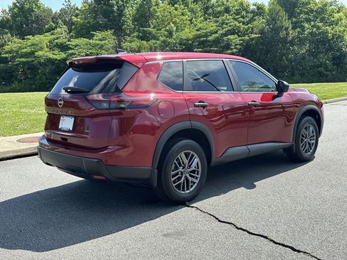 Certified 2025 Nissan Rogue S AWD/4WD image 9