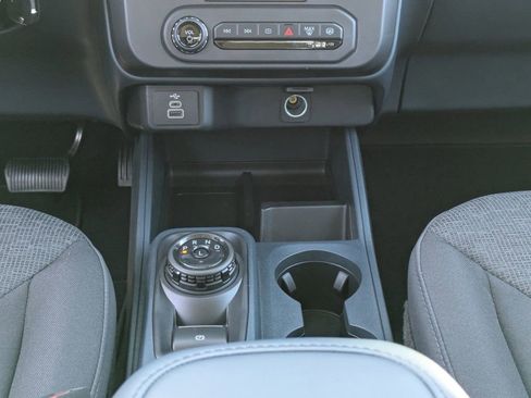 New 2025 Ford Maverick XL image 18
