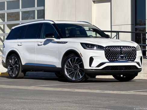 New 2026 Lincoln Aviator Reserve w/ Illumination Package image 1