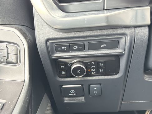 Used 2023 Ford F150 Lariat w/ Equipment Group 502A High image 24