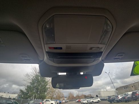 Used 2023 Subaru Ascent Limited image 22