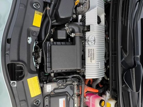 Used 2013 Toyota Prius Three FWD image 33