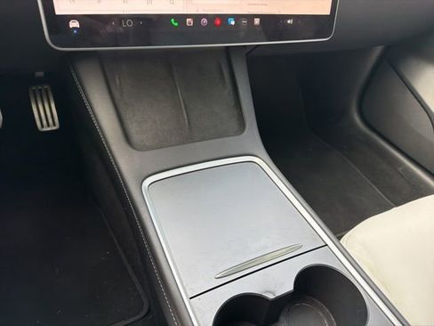 Used 2023 Tesla Model 3 Performance image 16