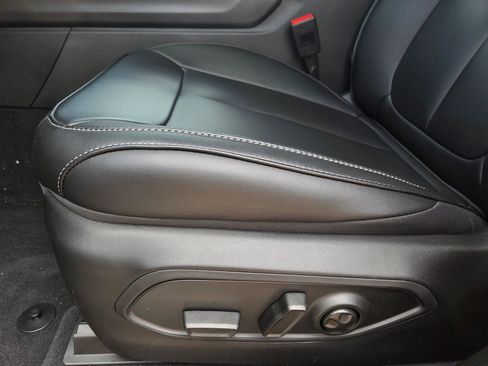 New 2026 Jeep Grand Cherokee Limited RWD image 13