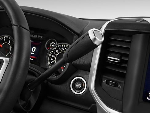 Used 2024 RAM 3500 Tradesman w/ Chrome Appearance Group image 9