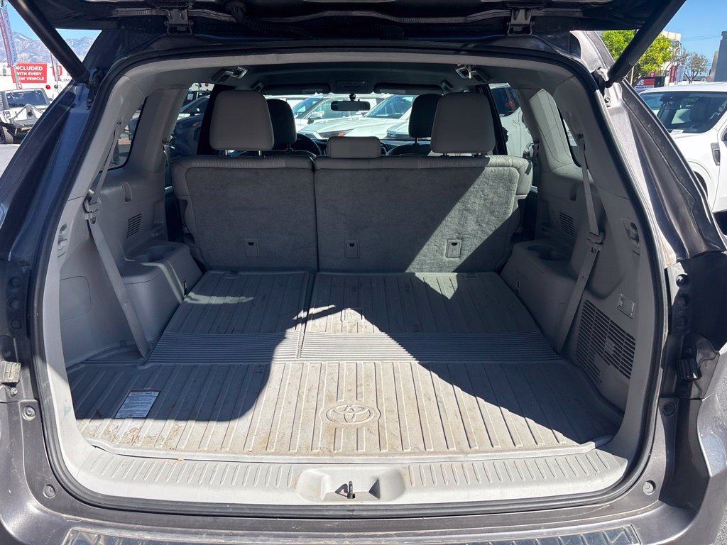 Used 2015 Toyota Highlander Plus AWD/4WD image 10