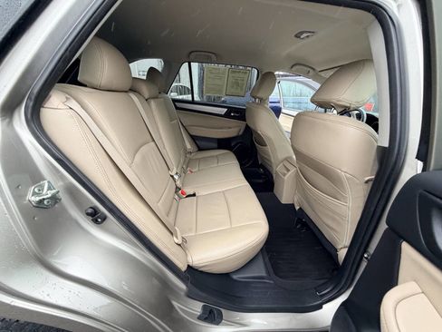 Used 2015 Subaru Outback 2.5i Premium image 30