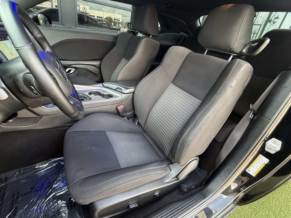 Used 2019 Dodge Challenger R/T w/ Cold Weather Group RWD image 12