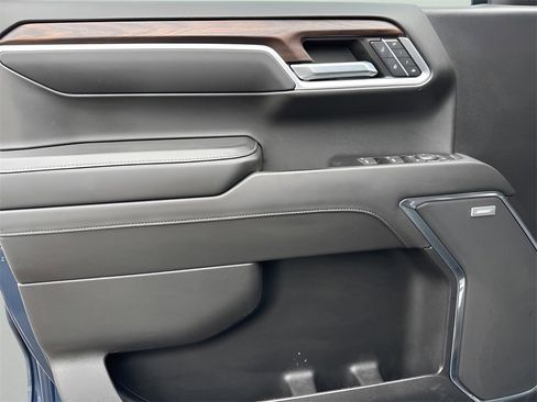 Used 2022 GMC Sierra 1500 SLT w/ SLT Convenience Package image 20