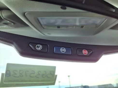 Used 2015 Chevrolet Cruze LT image 18