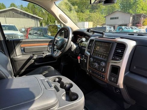 Used 2017 RAM 2500 Laramie AWD/4WD image 92