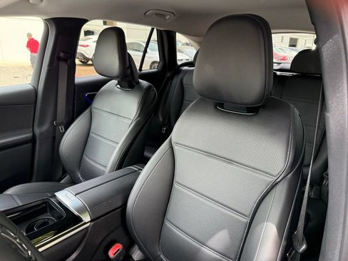 Certified 2025 Mercedes-Benz GLC 350e 4MATIC image 12