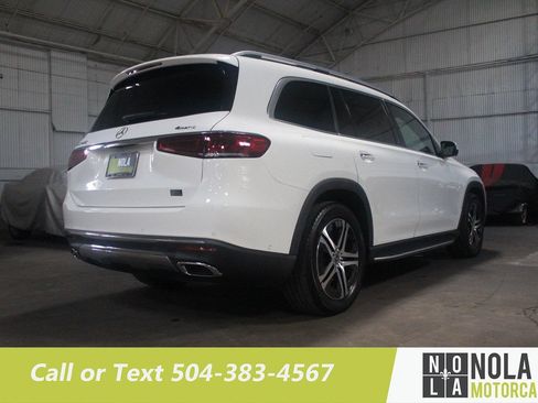 Used 2023 Mercedes-Benz GLS 450 4MATIC image 10