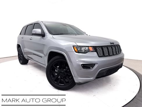 Used 2019 Jeep Grand Cherokee Altitude RWD image 1