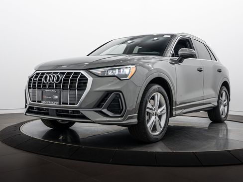 Certified 2022 Audi Q3 2.0T Premium AWD/4WD image 7