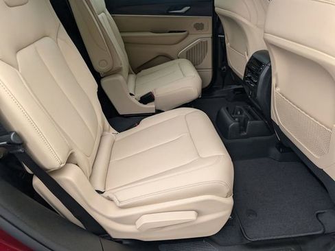 New 2026 Jeep Grand Cherokee L Limited AWD/4WD image 30