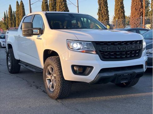Used 2020 Chevrolet Colorado Z71 image 3