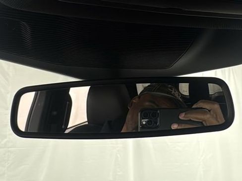 Used 2023 Ford Explorer ST-Line w/ Class IV Trailer Tow Package image 33