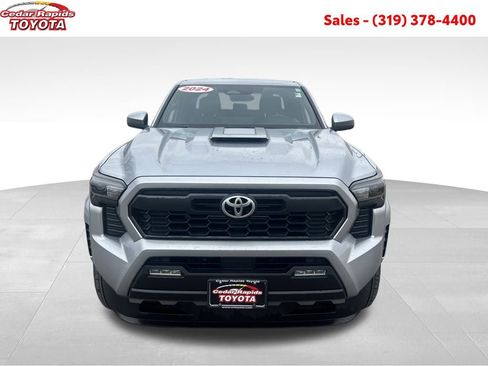 Certified 2024 Toyota Tacoma TRD Sport image 10