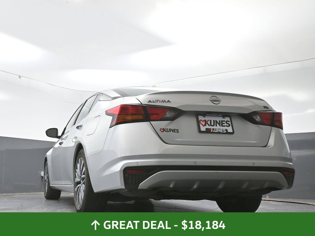 Used 2024 Nissan Altima 2.5 SV FWD image 55