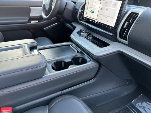 Certified 2025 Ford Expedition Max Active AWD/4WD image 16