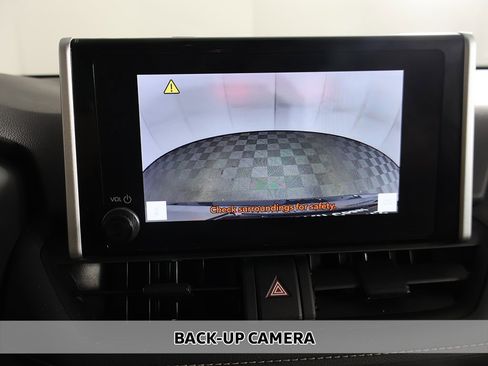 Used 2024 Toyota RAV4 LE image 4