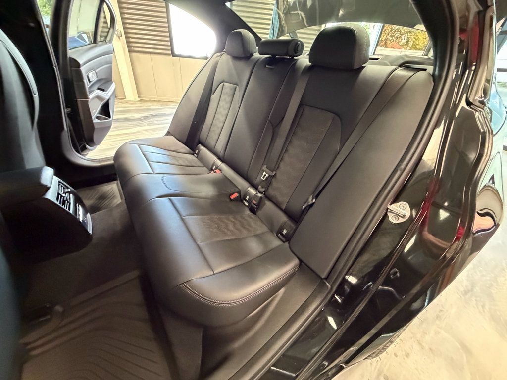 Used 2021 BMW M3 w/ Executive Package RWD image 8