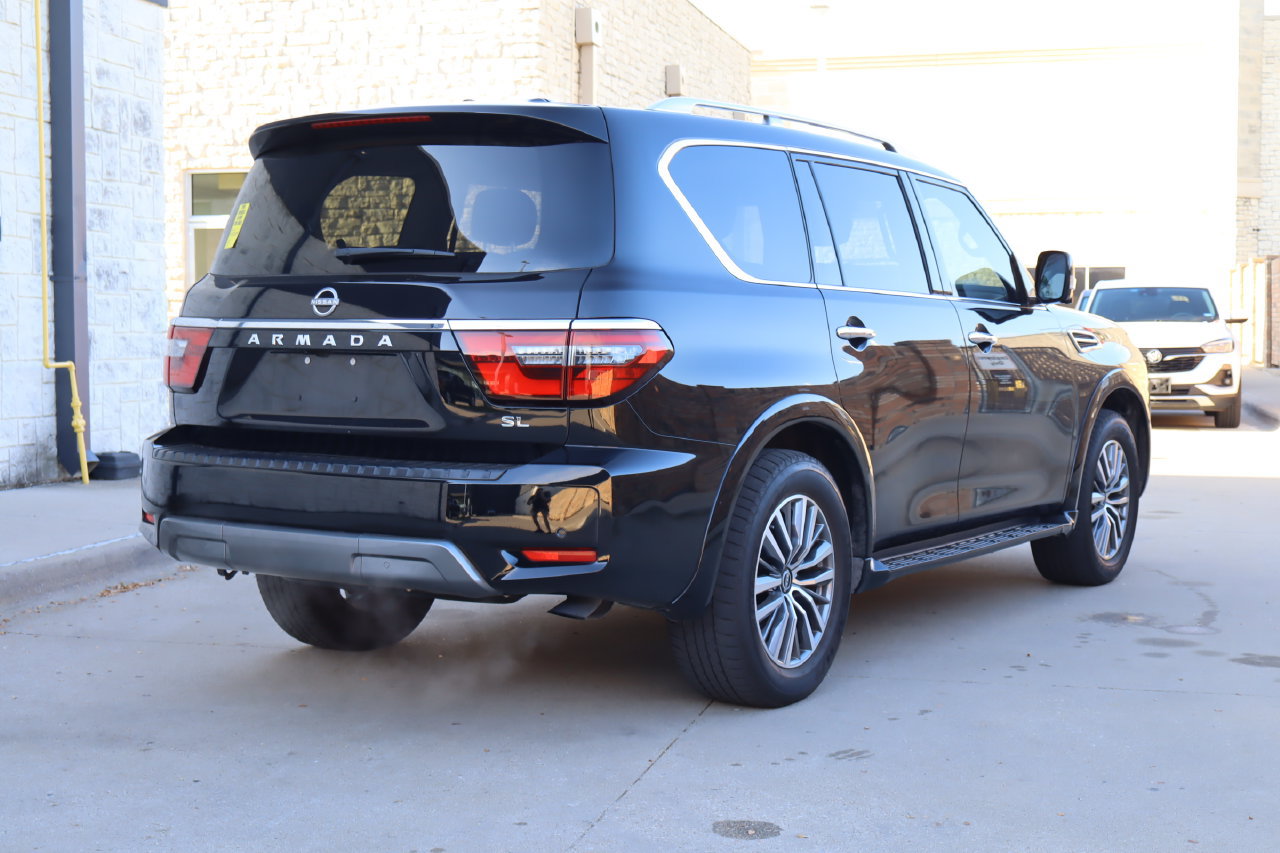Used 2024 Nissan Armada SL RWD image 3