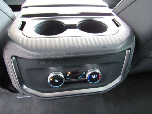 Used 2025 Ford Expedition Active image 31