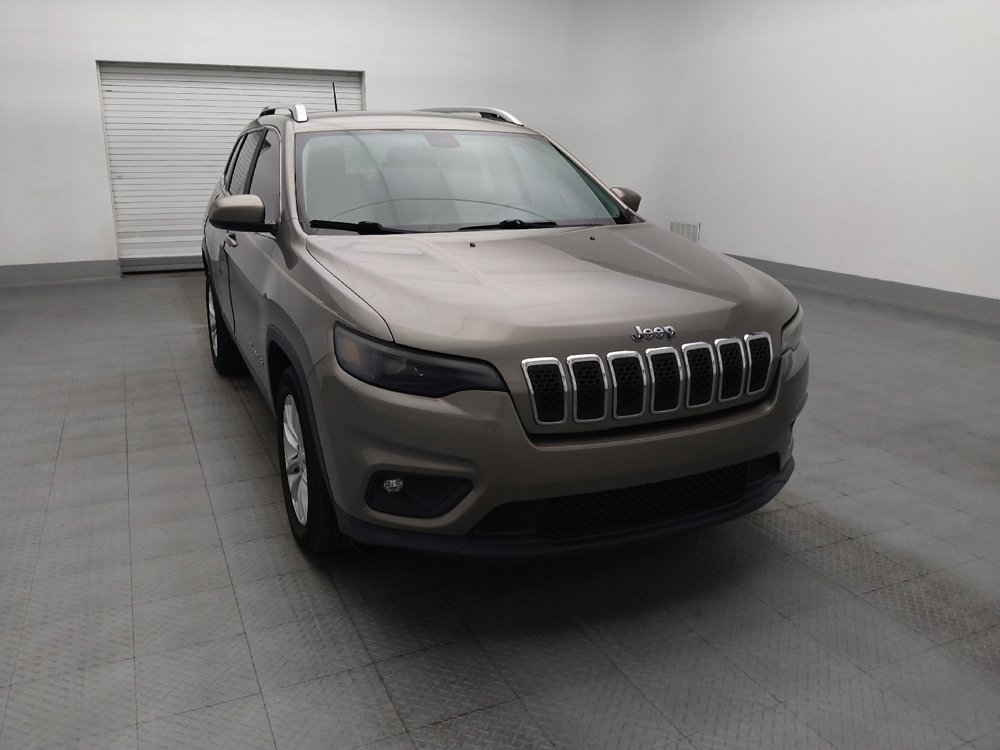 Used 2019 Jeep Cherokee Latitude w/ Popular Appearance Group FWD image 14