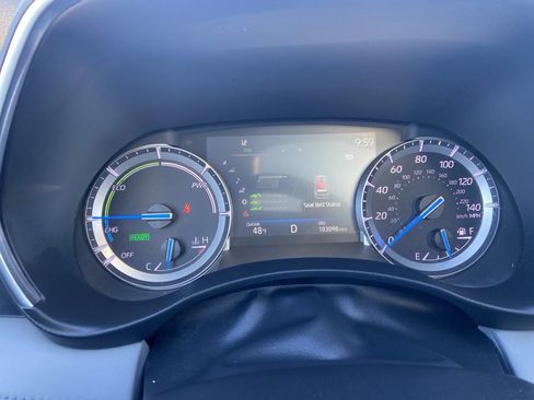 Used 2022 Toyota Highlander Platinum image 14