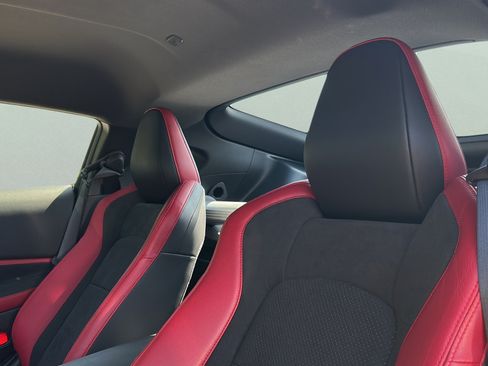 Used 2024 Nissan Z Performance w/ Floor Mat Package RWD image 29
