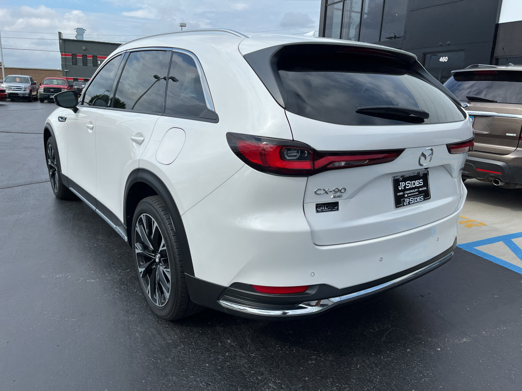 Used 2024 MAZDA CX-90 Plug-In Hybrid w/ Premium Plus AWD/4WD image 11