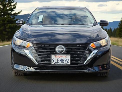 Used 2024 Nissan Sentra SV w/ SV Premium Package image 3