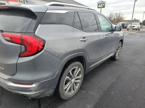Used 2020 GMC Terrain Denali w/ Denali Premium Package image 4